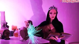 Evil Queen Cosplay Redpillgirl