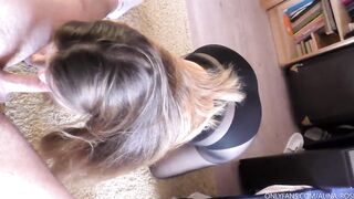 Young stepsister with huge booty blows cock - creampie in
