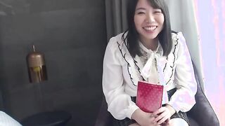 Kaede Morimoto is an amateur young lady who wants to be a camgirl and answers an online ad to meet