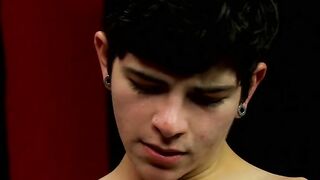 Big dicked Clayton Summers and Jacob having bareback sex