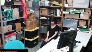 Shoplyfter - Penelope Reed Becomes The New Favorite Thief Of Perv LP Officer To Banged In The Backroom