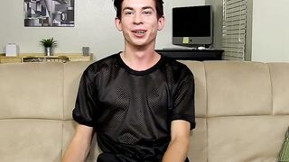 Meet a sexy and versatile new twink Daniel Ross