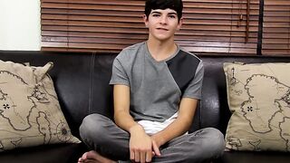 A long chat with adorable hot twink Jacob Grant
