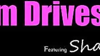 Stepmom Drives Me Nuts - S18:E4