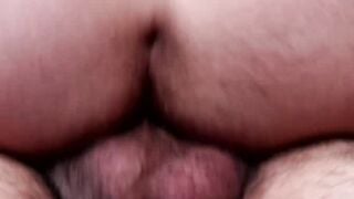 Hairy hunk rewards his younger lover by raw nailing him