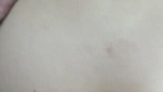 Crazy gal hops on a pulsating wang