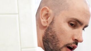 Lucky Guy 'Duncan Saint' Has Threesome With Julie Kay & Her Friend