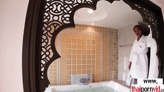 Slim amateur Thai teenagers boned inside the tub by long cocked gf