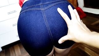 My Bae Sister shows me how her New Short Jean looks on her - And I take the opportunity to grab her Long Booty