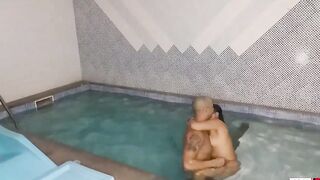 Mike Bae calls the beauty lady Bae from her mullher Danny Bae, to go to the Royal Suite, and they pounded everywhere inside the pool