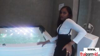 Amateur Thai teens Cherry gave turf job and fuck by boyfriend inside the jacuzzi