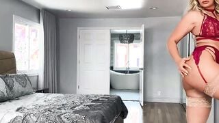 Phoenix Marie Gets Her Divorce From Johnny Castle After Face-Fuck