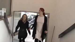 Sponatenous Sex Party with slender Girls and no condoms
