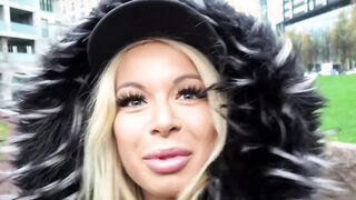 Blonde Fitness hoe fucks with a School Girl