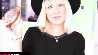 Step Sis Jessie Saint Getting Her Magic Pussy Filled With Step Brother's Goddess Love Potion - SisLovesMe