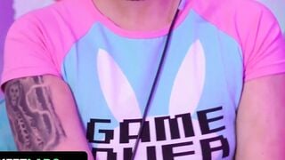 Gamer Girls Leana Lovings & Krissy Knight Get Their Juicy Pussies Screwed While Having Fun - TeamSkeet