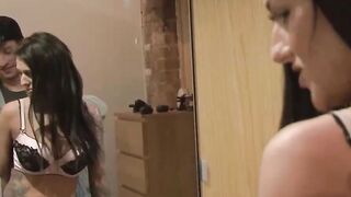 UK Hot Jordanna Foxx Gets on All Fours