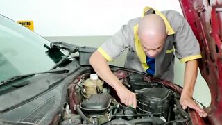 TS Luana Alves Destroys a Mechanics Dick