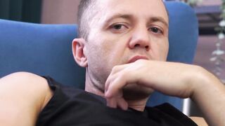 Hung jock Dan Dirigon solo masturbates throbbing cock