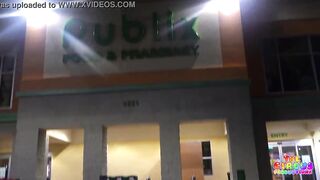 Clown gets cock blown at Publix grocery store