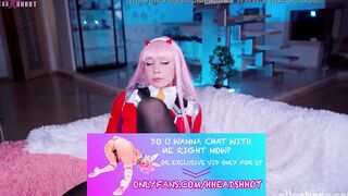 I masturbate my vagina with a juicy vibro sex toy AliceBong
