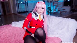 I masturbate my vagina with a juicy vibro sex toy AliceBong