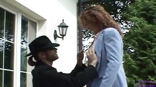 Anal sex at the house of the Neighborhood Boss 50 with Sandra