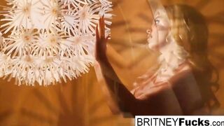 Bombshell blonde into a vintage tease and solo