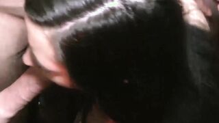 Lusty babes have a dick sucking competition during oral orgy