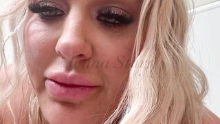 deep assy blonde huge bangs