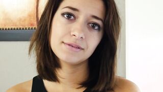 Teenage stepsis gives BJ before getting banged passionately