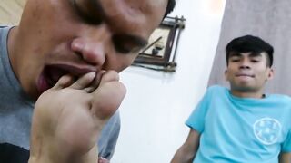Asian bang buddies worship feet and breed smoothly