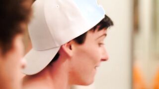 Amateur twinks butt banging in sweet threesome