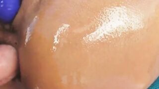 petite girl takes my thick creampie