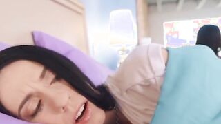 nadia jay and amber wildee secretly fuck the same dude