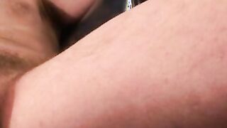 Solo older amateur puts his cock jerking skills to good use