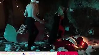 Casca Akashova & Paisley Porter rides Santa's candy cane