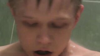Adorable amateur twink Chris Jansen masturbates in a shower