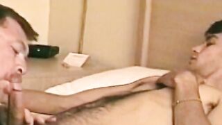 Amateur with very hairy dick blown before cumshot