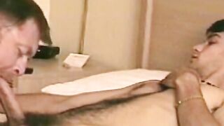 Amateur with very hairy dick blown before cumshot