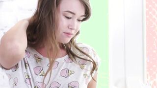 18yo temptress oralled and dicked before eating spunk