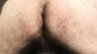 He knows how to jerk off his giant cock like a real pro