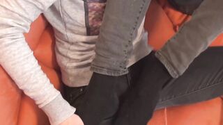 Feet loving twinks anal fuck and jack off each other hard