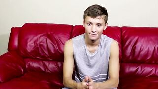 Matthew shows his adorable twink body and jerks off his cock