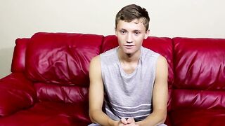 Matthew shows his adorable twink body and jerks off his cock
