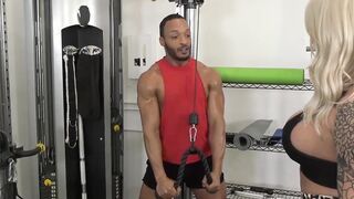 Adorable trans babe Nadia Love bangs her fitness coach in gym