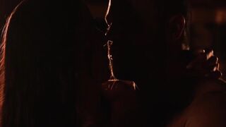 Erotic sex session in complete darkness with gorgeous chick