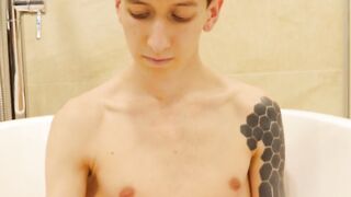 Young dude fucks his friend raw after he takes hot bath