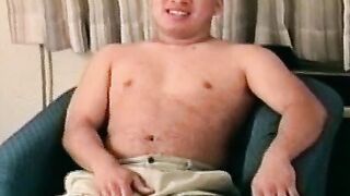 Masculine 22yo takes out his cock and jerks off for the cam