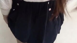Japanese hotties showing off their peeing skills